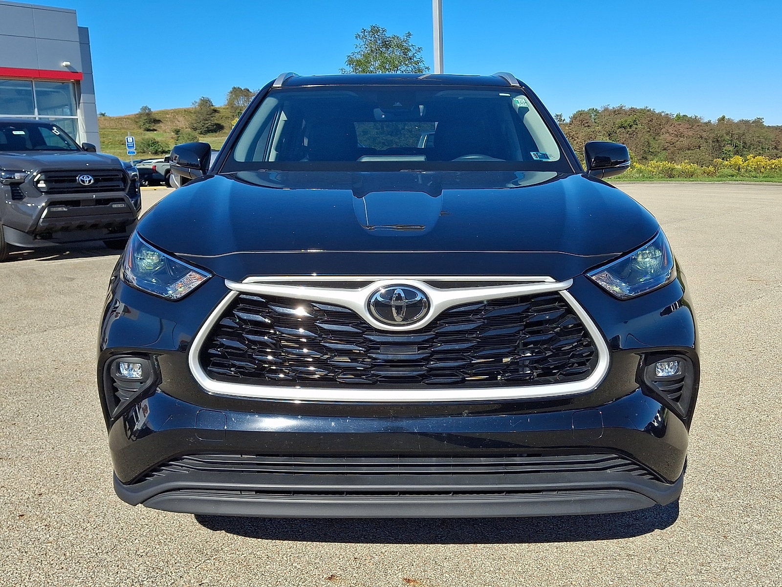 2026 Toyota Highlander Base