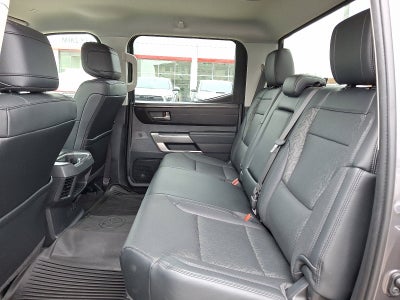 2022 Toyota Tundra 4WD SR5