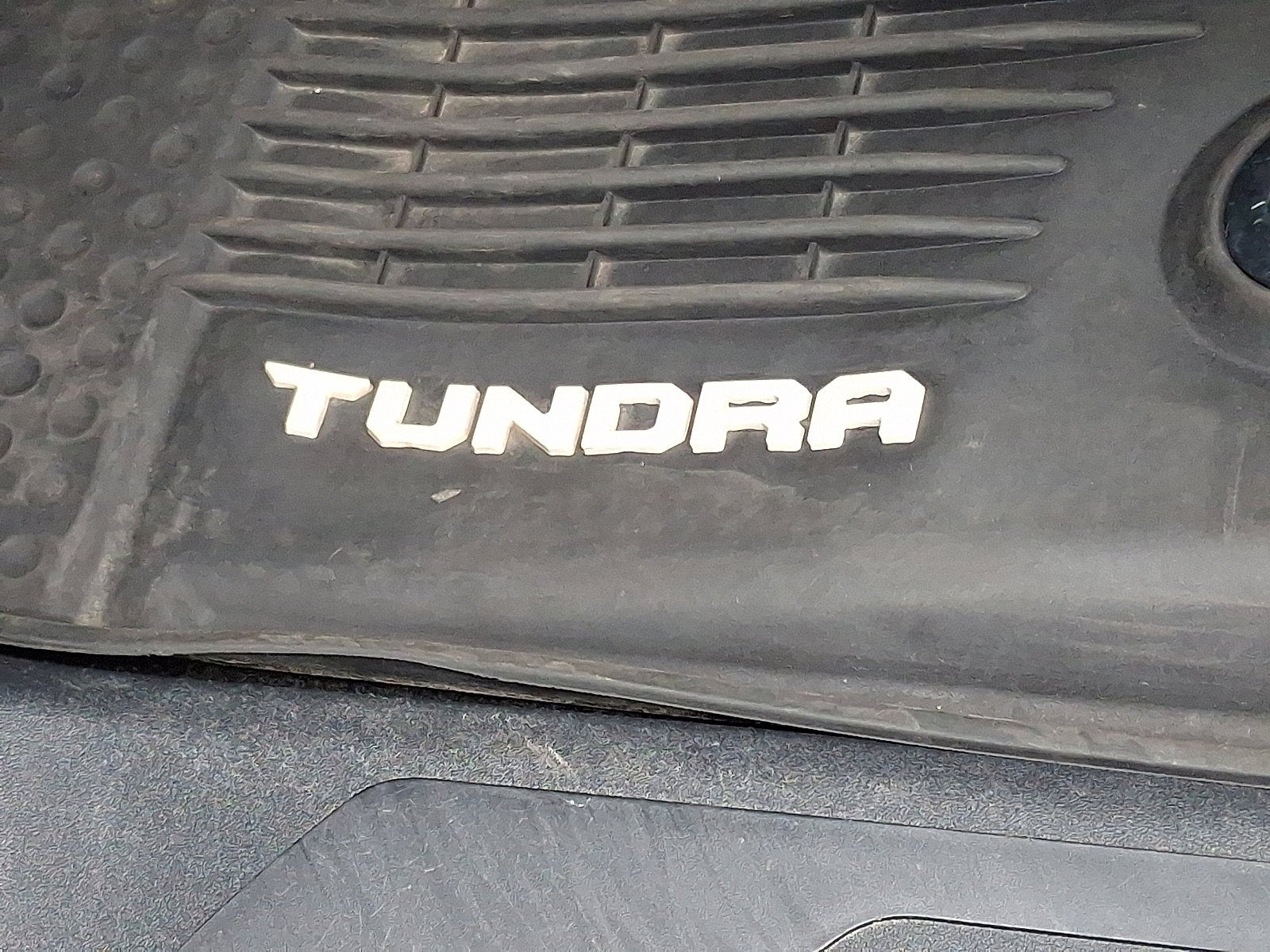 2022 Toyota Tundra 4WD SR5