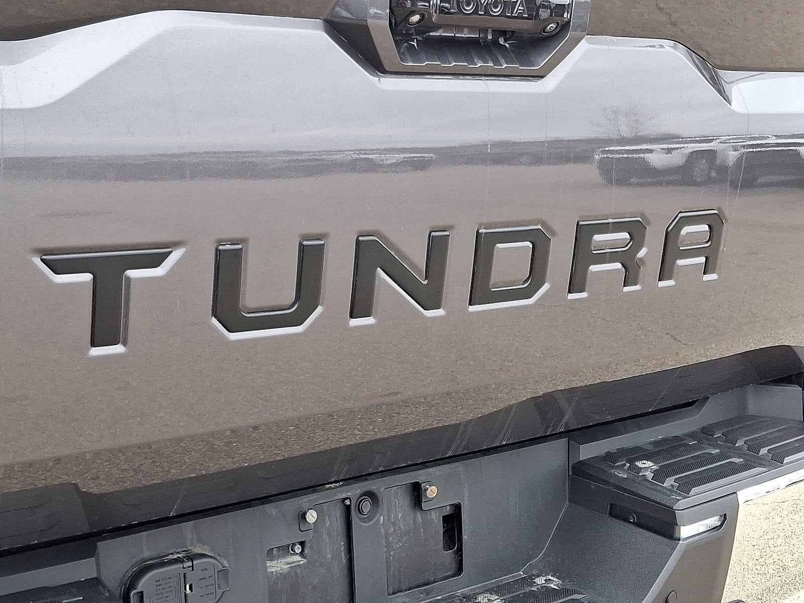 2022 Toyota Tundra 4WD SR5