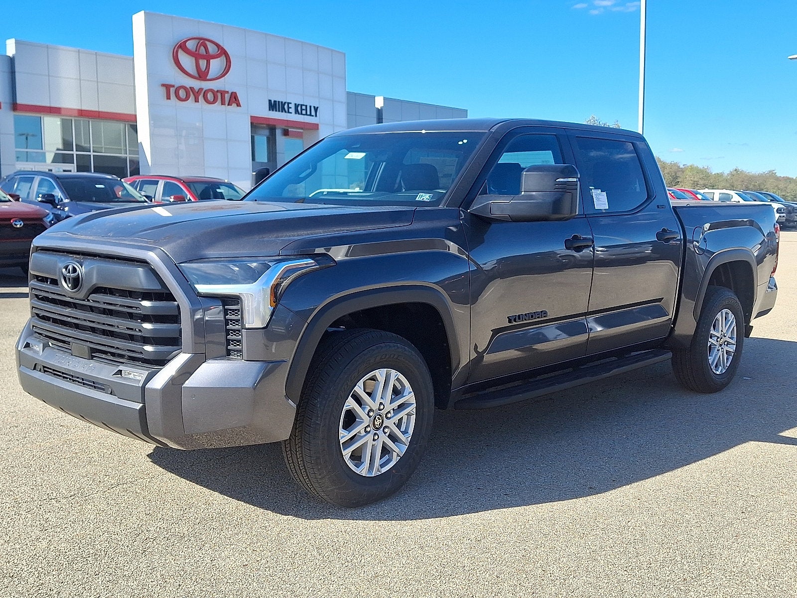 2026 Toyota Tundra 4WD SR5