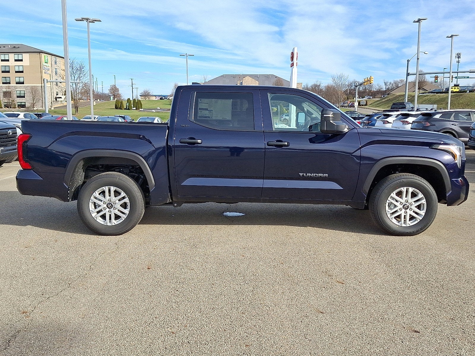 2026 Toyota Tundra 4WD SR5