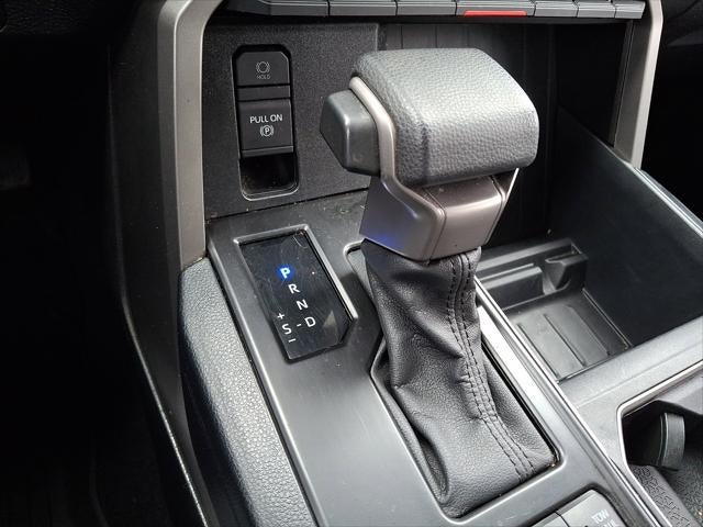 2024 Toyota TUNDRA 4X4 SR5