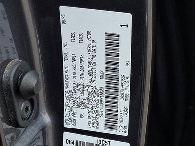 2024 Toyota TUNDRA 4X4 SR5