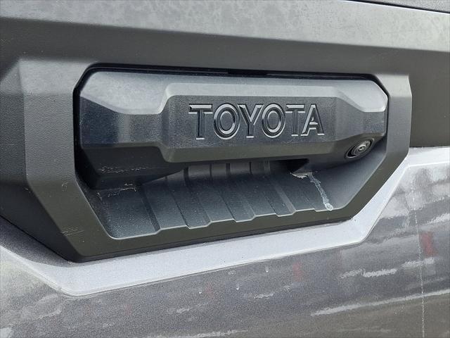 2024 Toyota TUNDRA 4X4 SR5