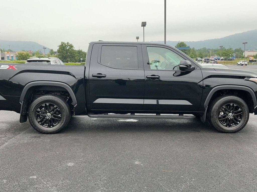 2024 Toyota Tundra 4WD SR5