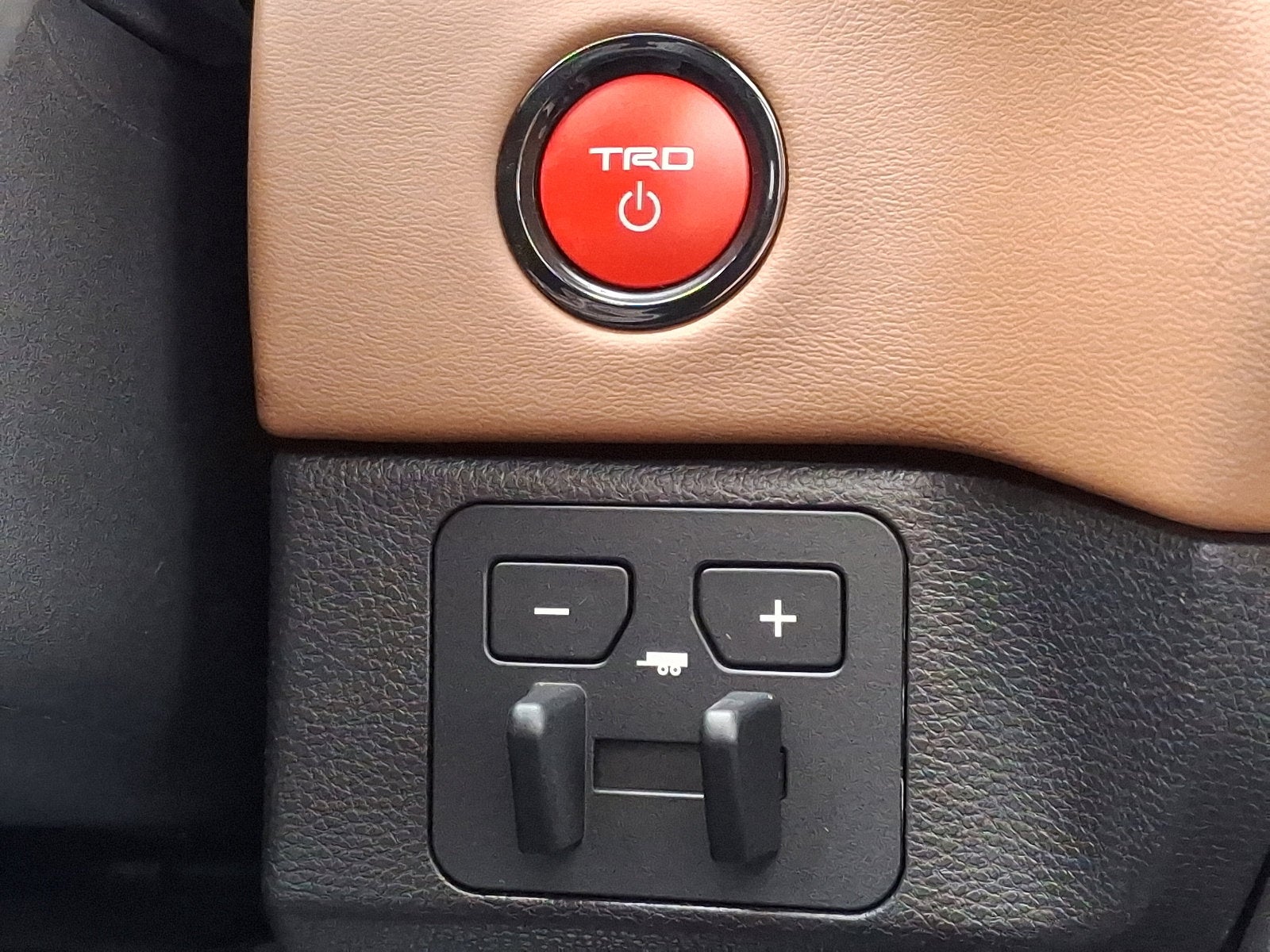 2025 Toyota Tundra 4WD 1794 Edition Hybrid