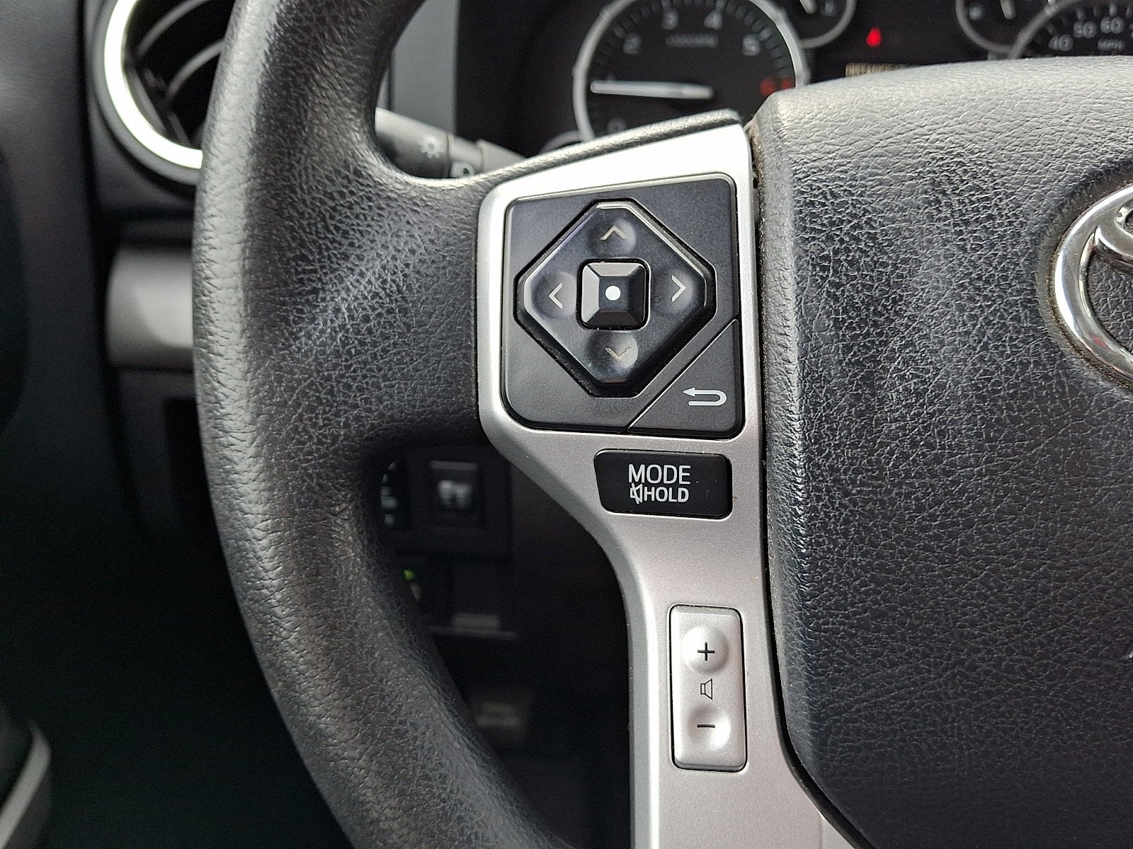 2016 Toyota Tundra 4WD Truck SR5