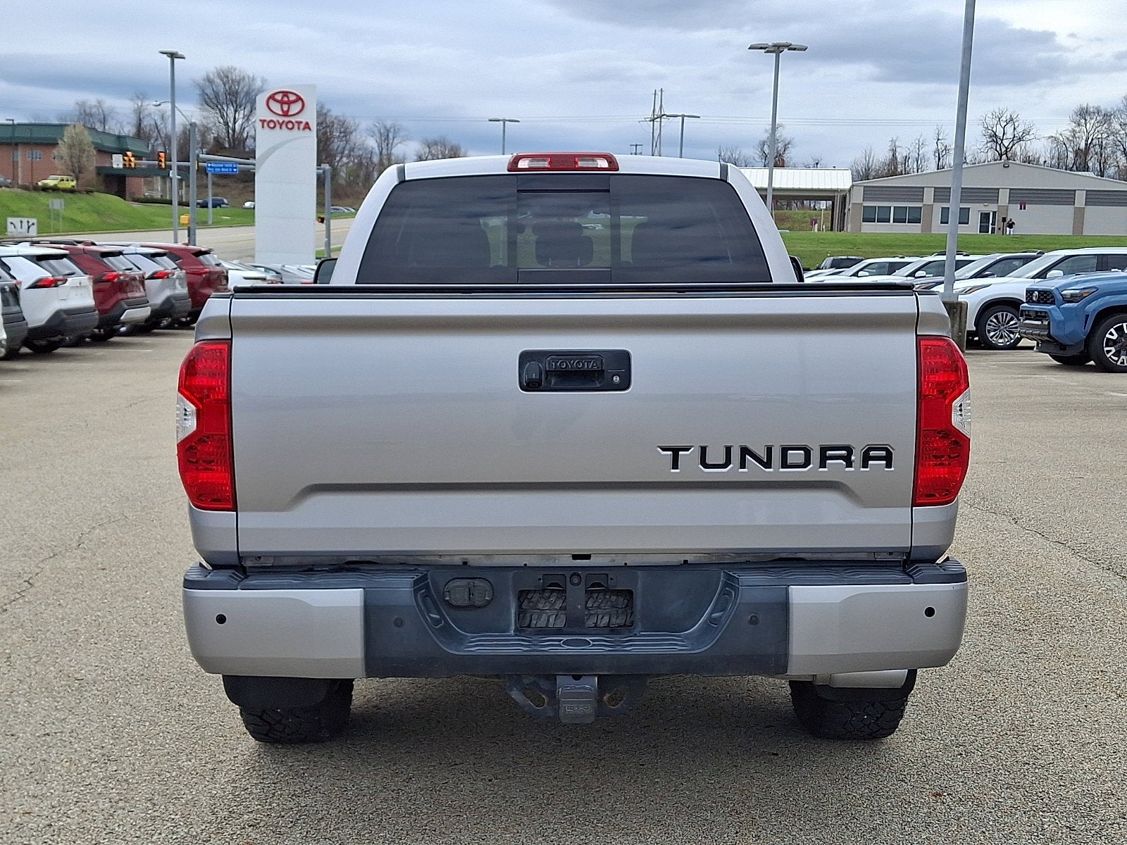 2016 Toyota Tundra 4WD Truck SR5