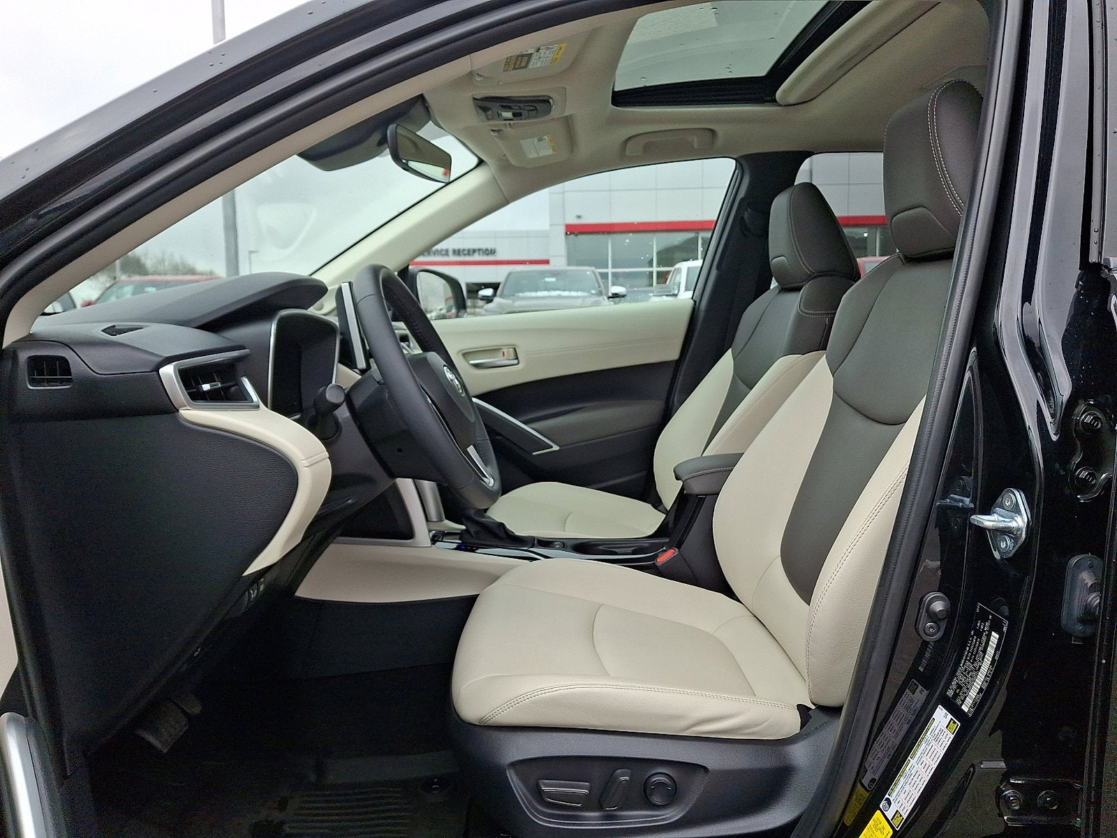 2022 Toyota Corolla Cross XLE