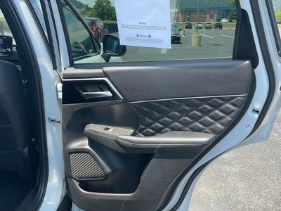 2022 Mitsubishi Outlander SEL
