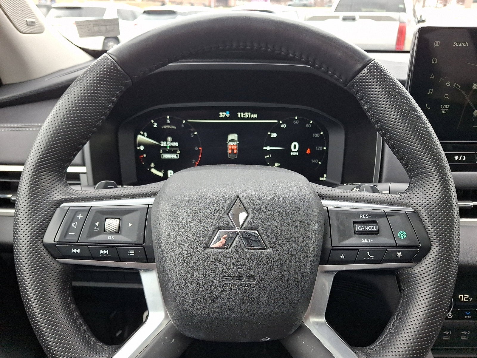 2025 Mitsubishi Outlander Base