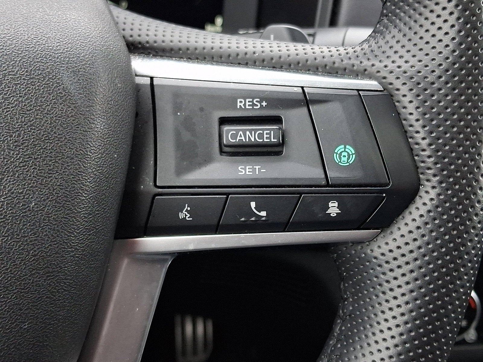 2025 Mitsubishi Outlander Base