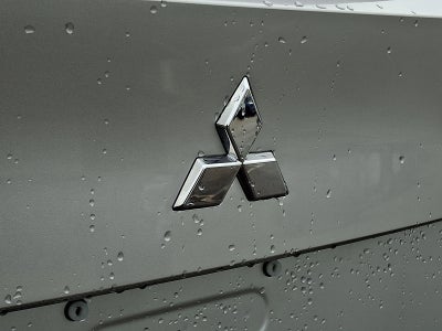 2025 Mitsubishi Outlander Base