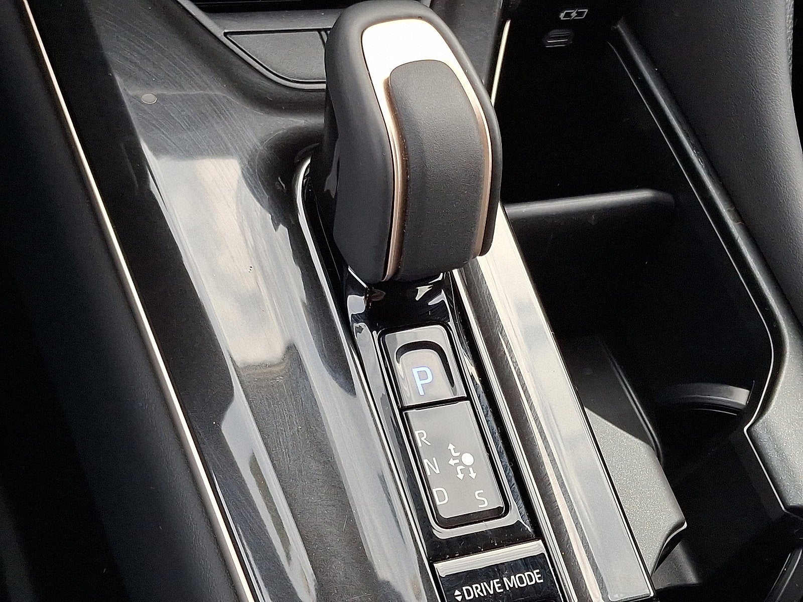 2025 Toyota Crown Signia Base