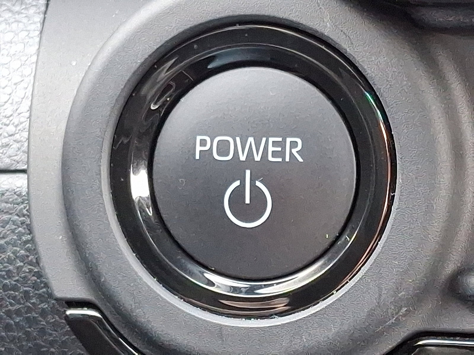 2025 Toyota Crown Signia Base