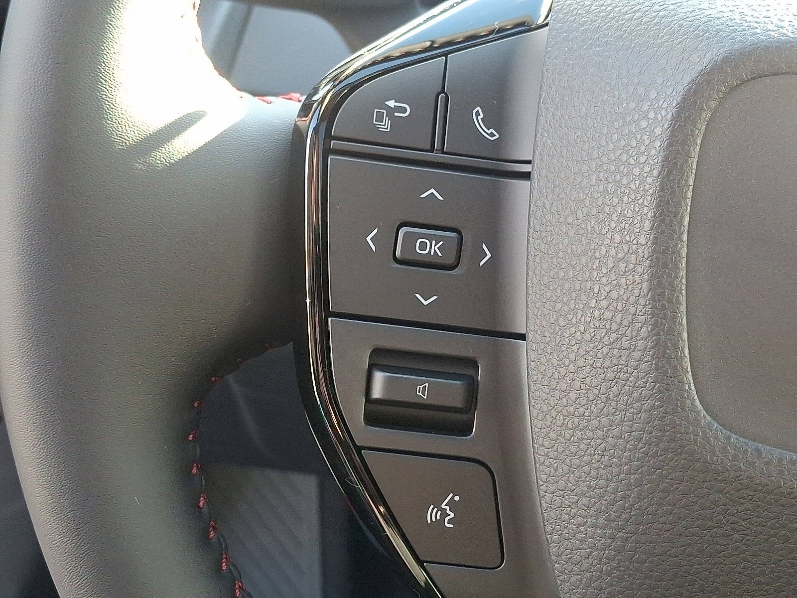 2026 Toyota Prius Plug-In Hybrid Base