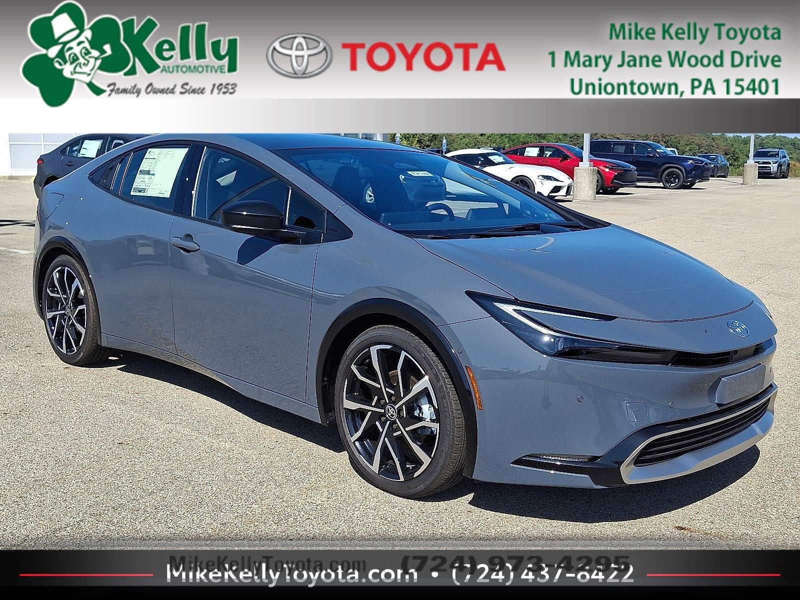 2025 Toyota Prius Plug-In Hybrid Base