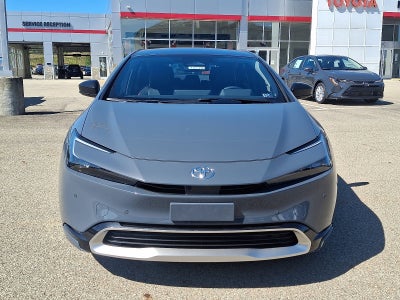 2025 Toyota Prius Plug-In Hybrid Base