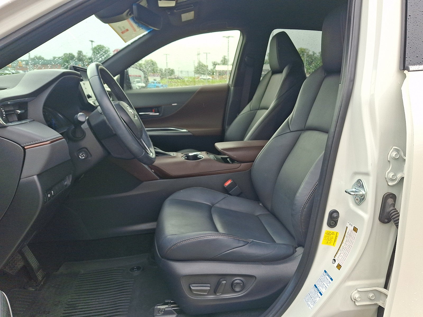 2022 Toyota Venza XLE