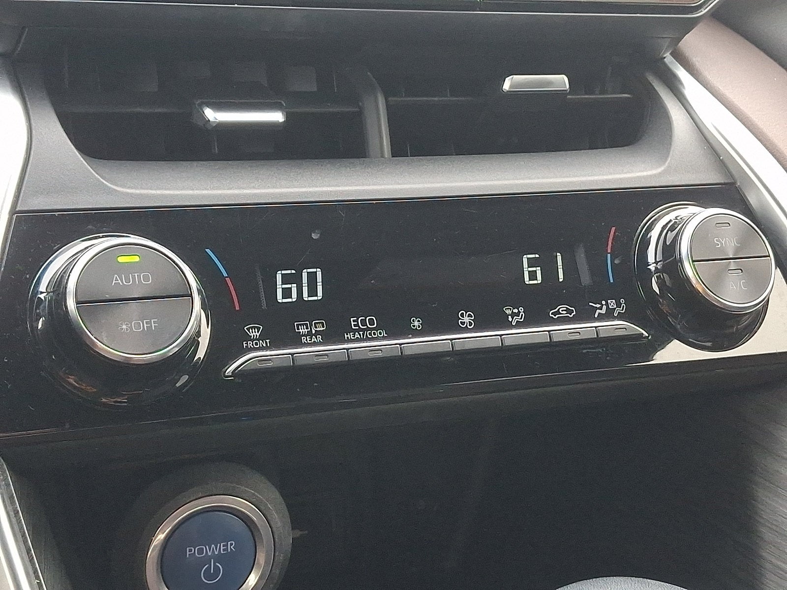 2022 Toyota Venza XLE