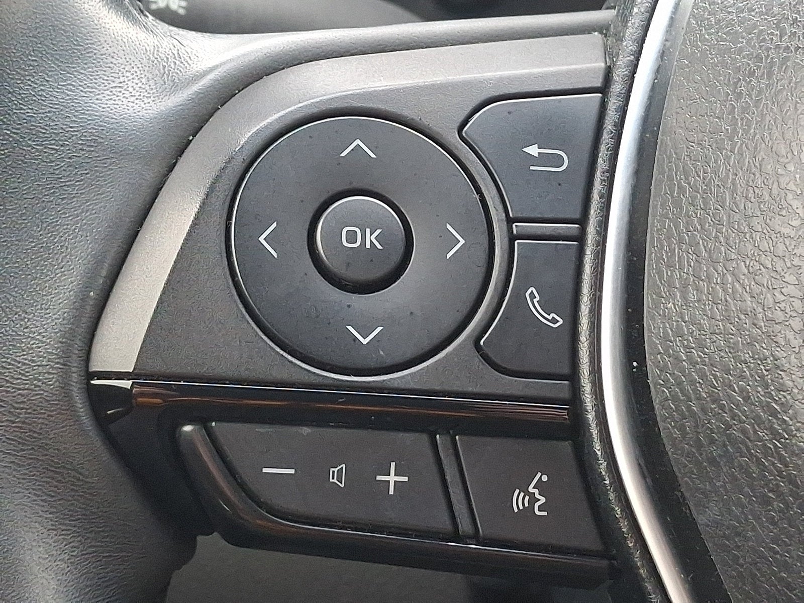 2022 Toyota Venza XLE