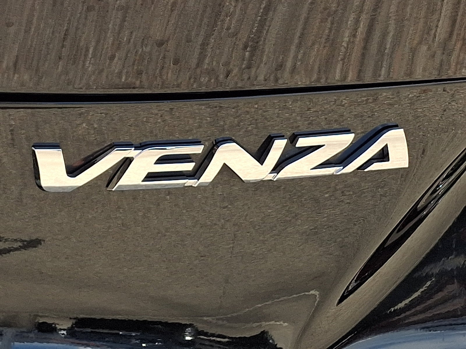 2021 Toyota Venza Base