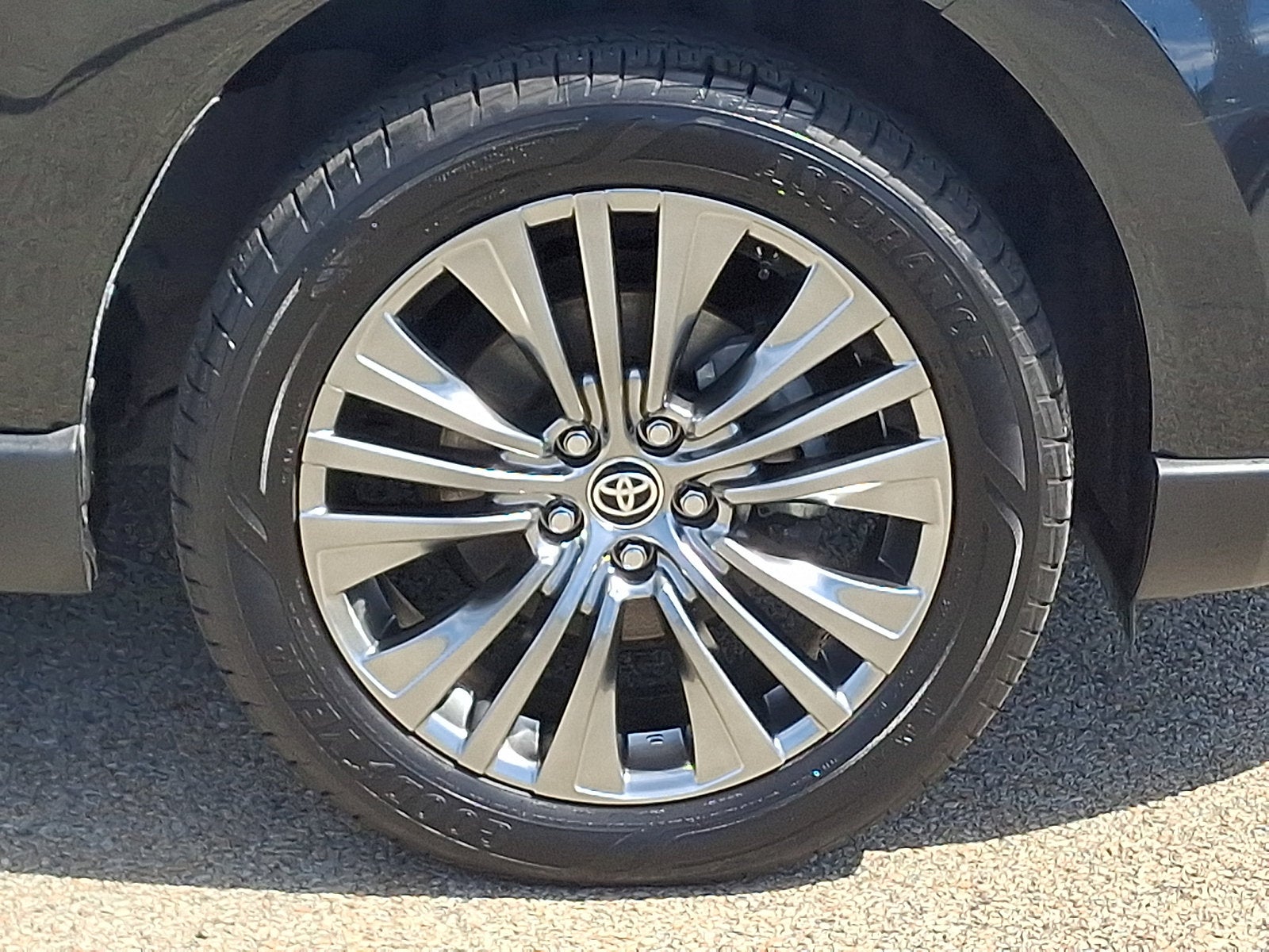 2021 Toyota Venza Base