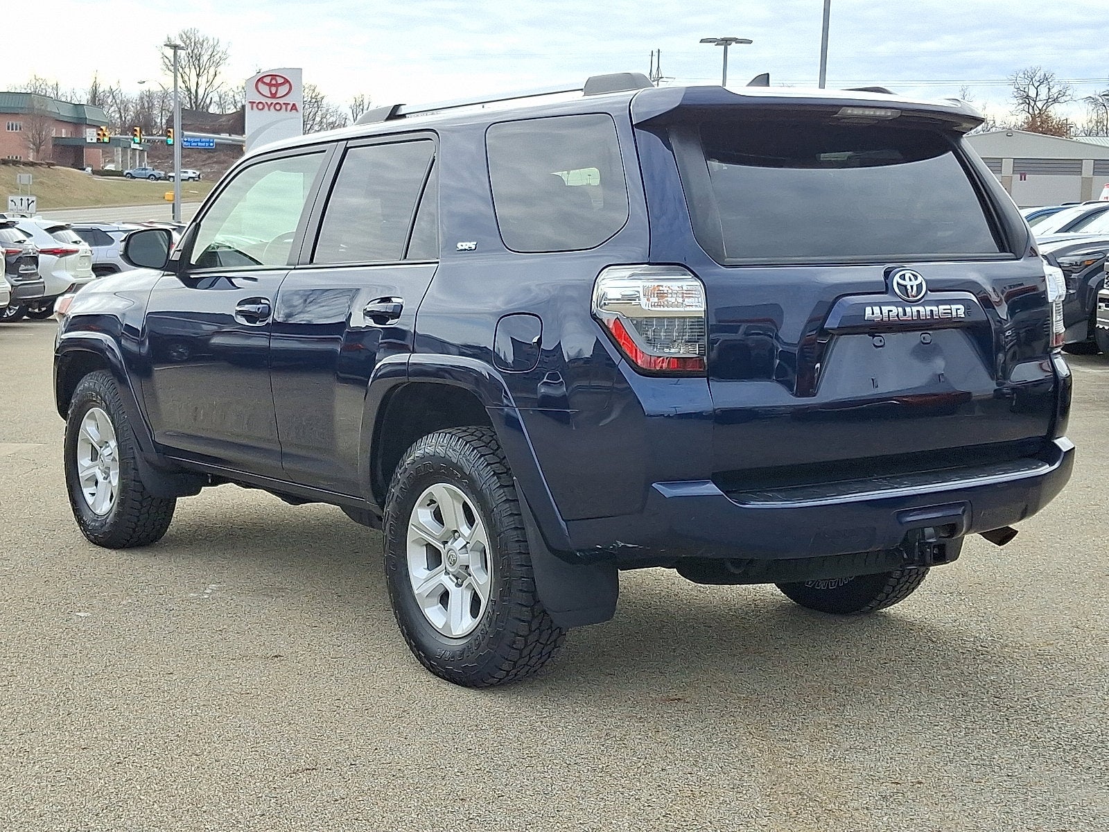 2024 Toyota 4Runner SR5