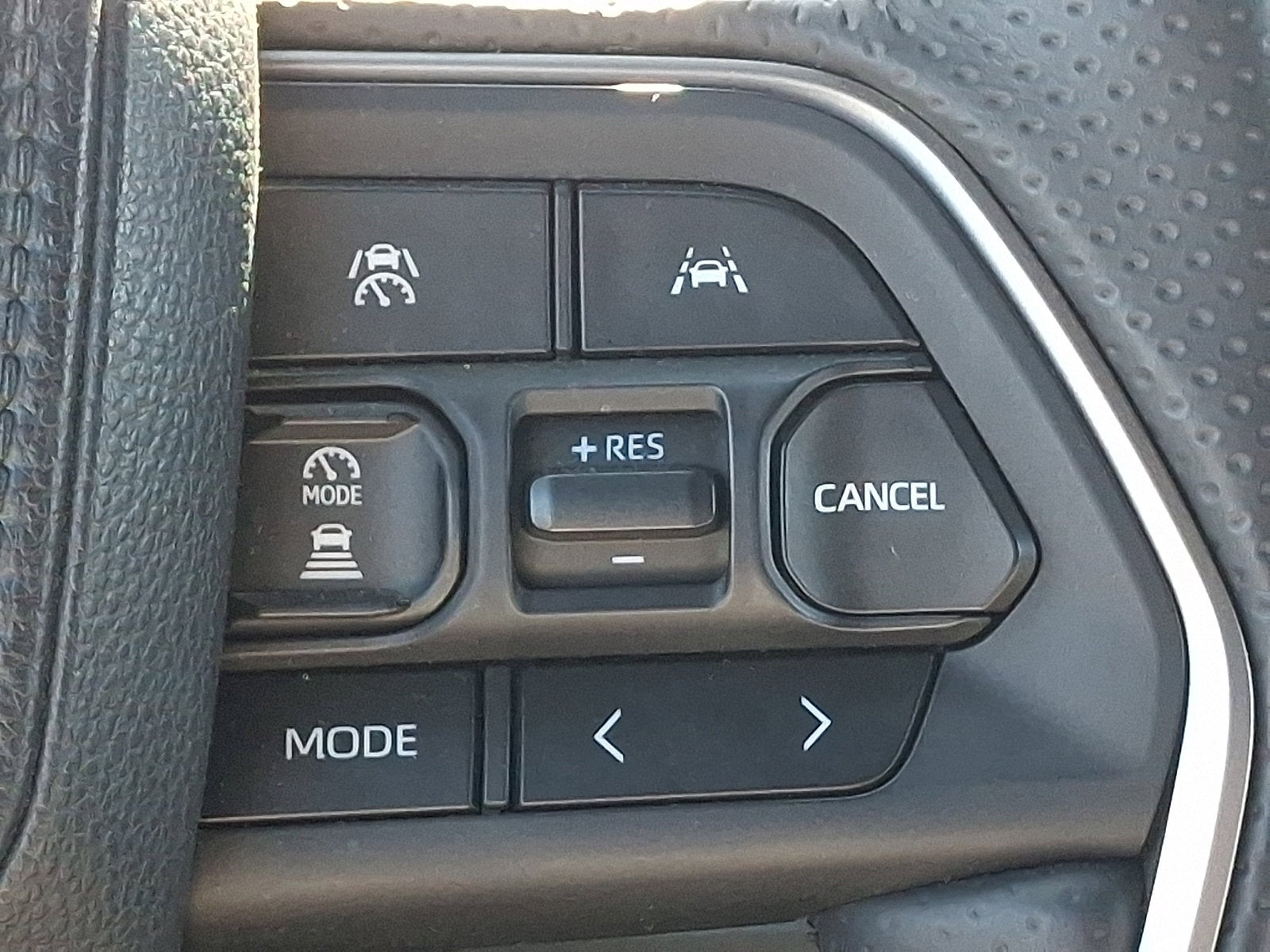 2025 Toyota 4Runner Hybrid TRD Off Road