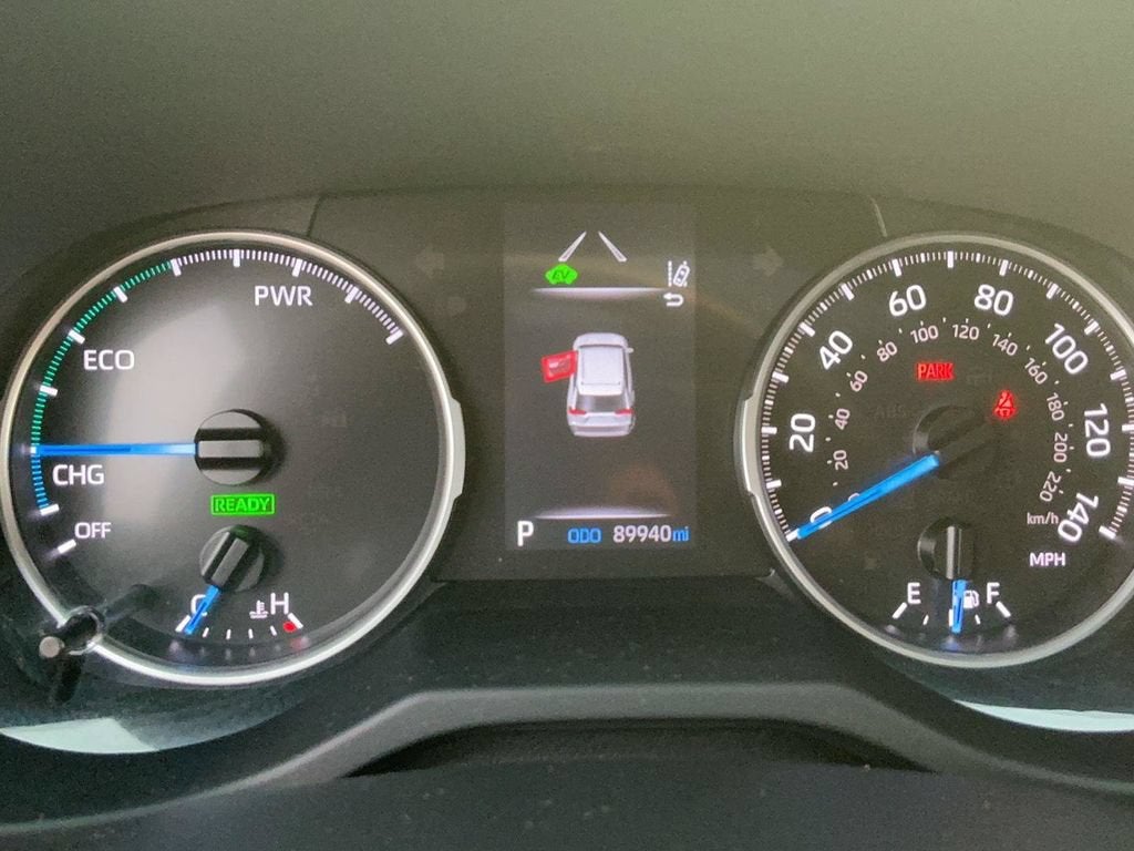 2022 Toyota RAV4 Hybrid SE