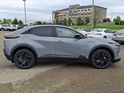 2026 Toyota C-HR Base