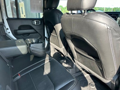 2022 Jeep Wrangler Unlimited Sahara 4x4