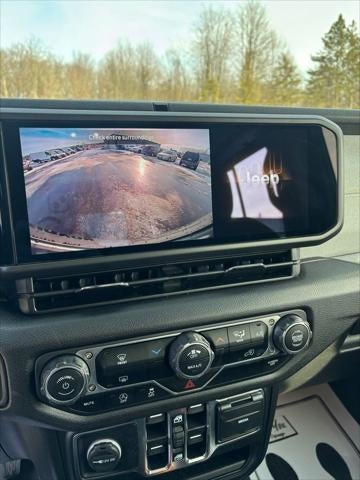 2025 Jeep Wrangler 4-Door Sport 4x4