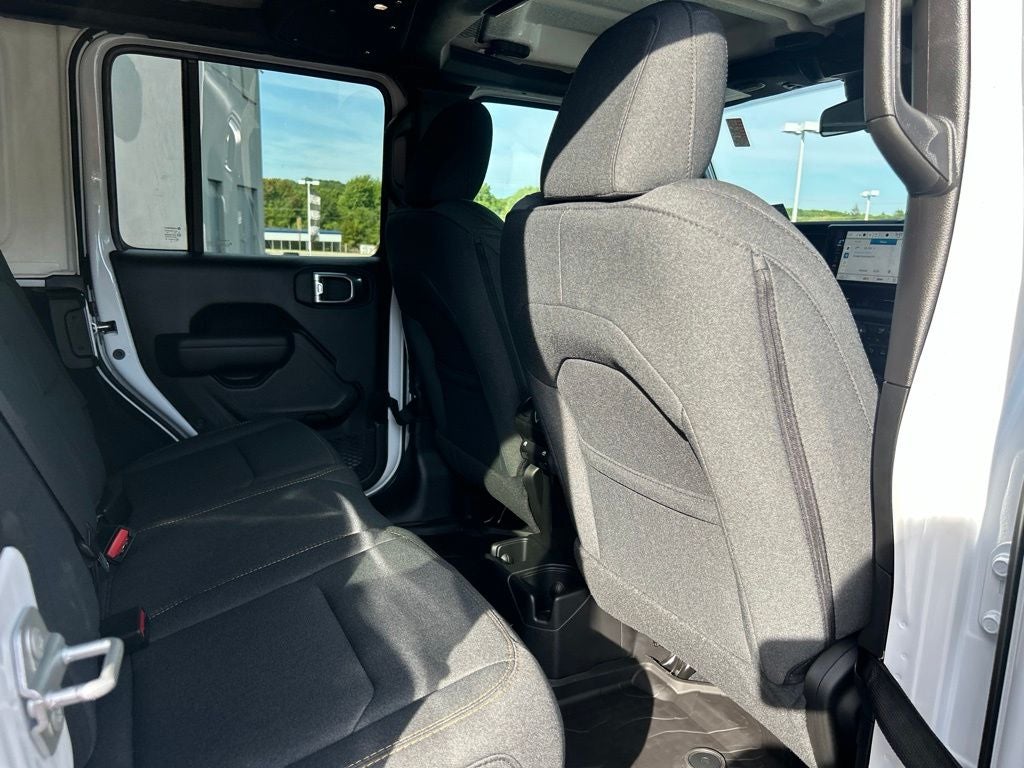 2026 Jeep Wrangler 4-Door Willys 4x4