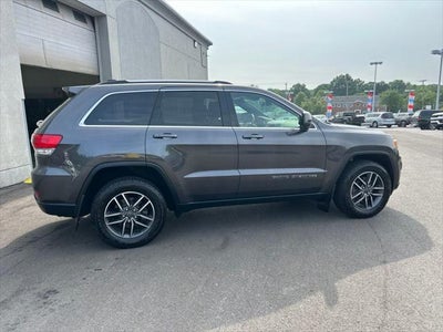 2019 Jeep Grand Cherokee Laredo E 4x4