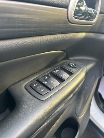 2020 Jeep Grand Cherokee Laredo E 4x4