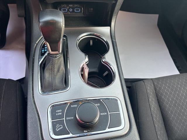 2020 Jeep Grand Cherokee Laredo E 4x4