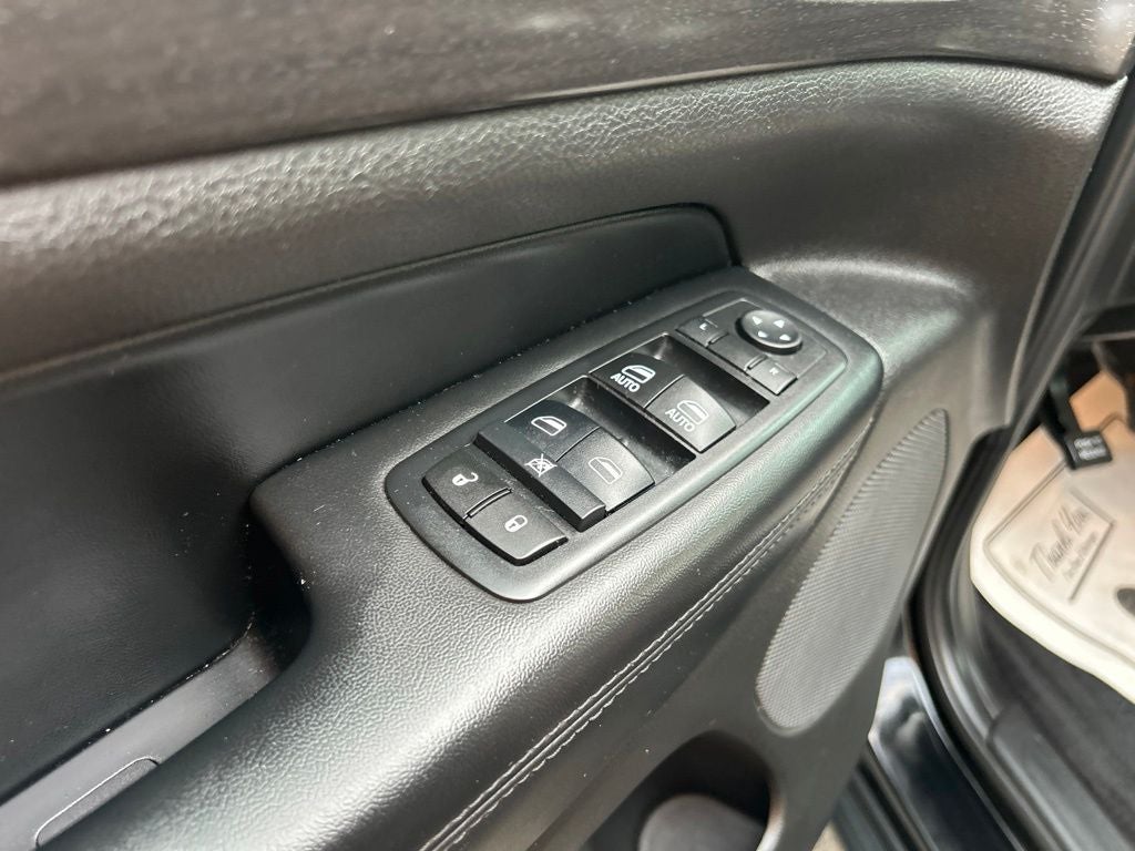 2017 Jeep Grand Cherokee Laredo 4x4