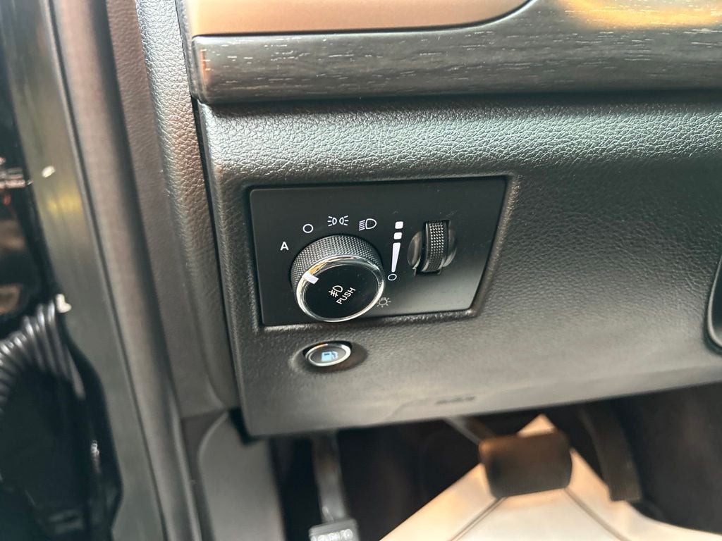 2017 Jeep Grand Cherokee Laredo 4x4