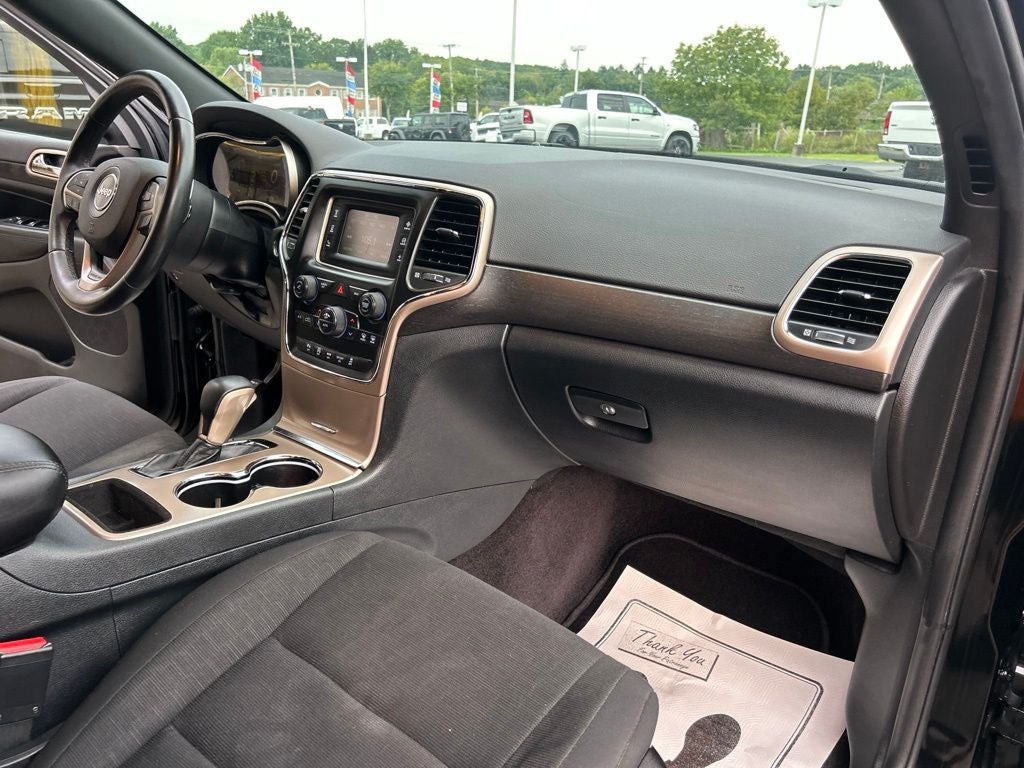 2017 Jeep Grand Cherokee Laredo 4x4