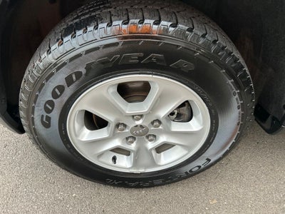 2017 Jeep Grand Cherokee Laredo 4x4