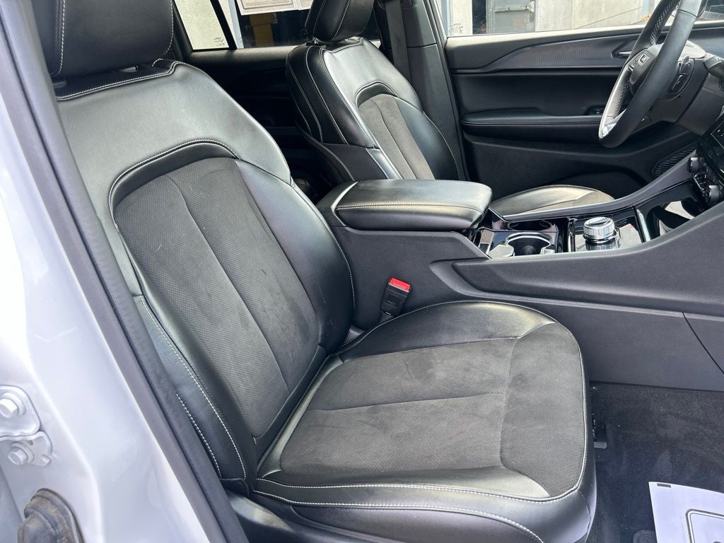 2023 Jeep Grand Cherokee Altitude X 4x4