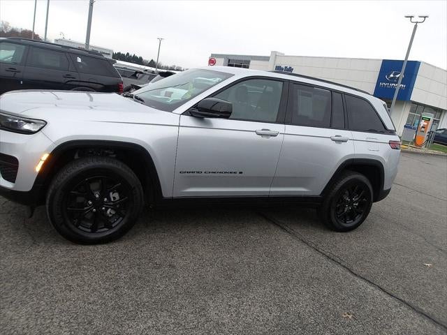 2025 Jeep Grand Cherokee Altitude X 4x4