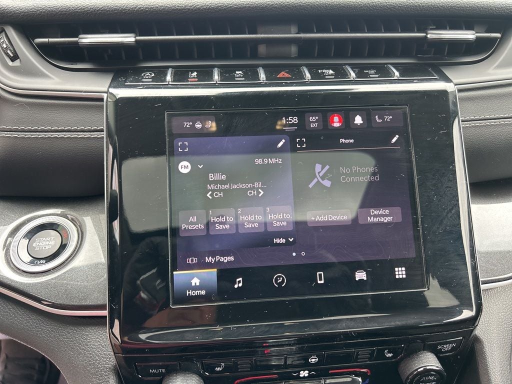 2022 Jeep Grand Cherokee Laredo 4x4