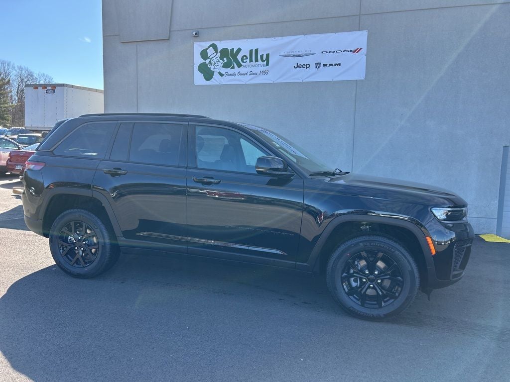 2026 Jeep Grand Cherokee GRAND CHEROKEE LAREDO ALTITUDE 4X4