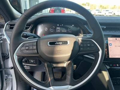 2026 Jeep Grand Cherokee GRAND CHEROKEE LAREDO ALTITUDE 4X4