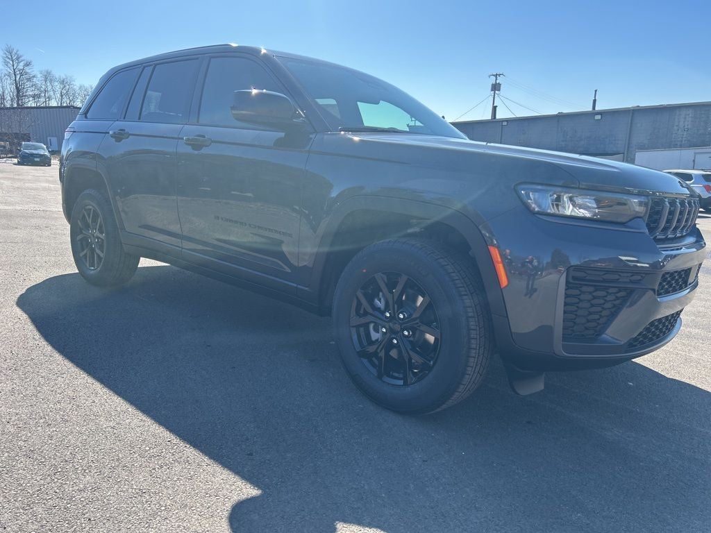 2026 Jeep Grand Cherokee GRAND CHEROKEE LAREDO ALTITUDE 4X4