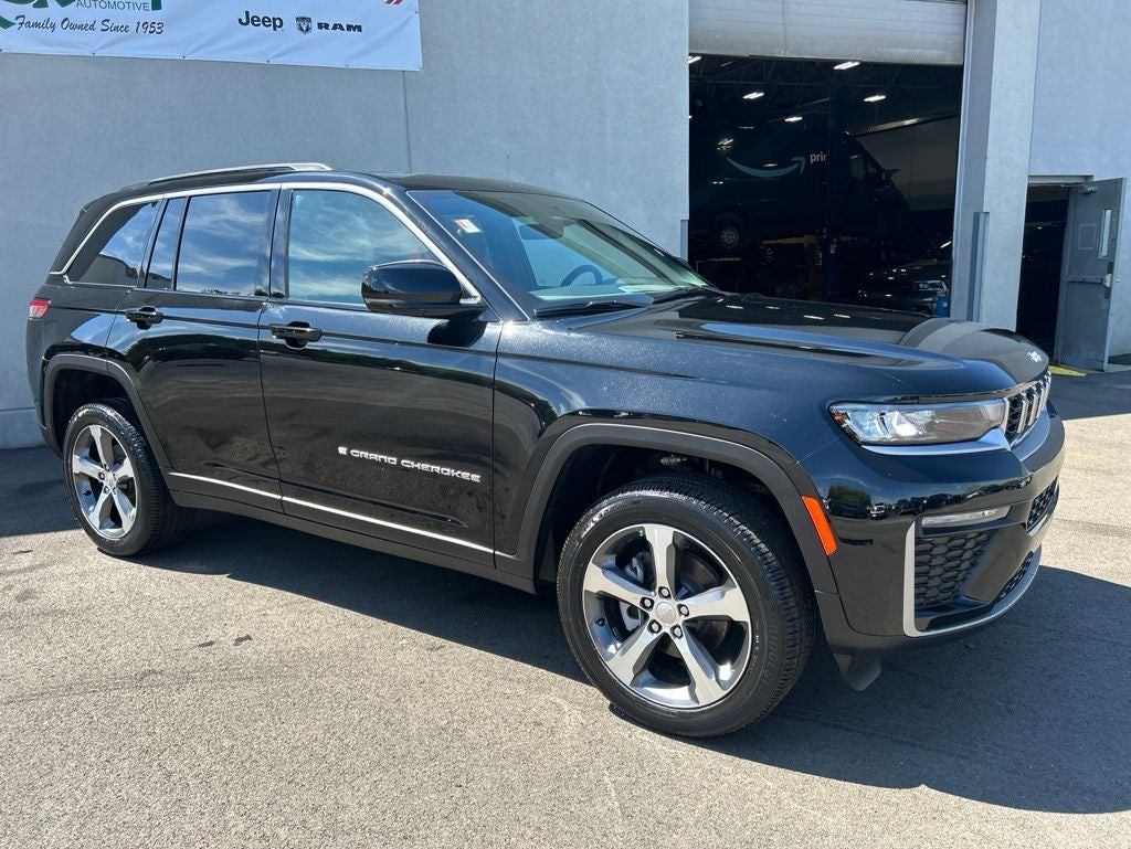 2026 Jeep Grand Cherokee GRAND CHEROKEE LIMITED 4X4