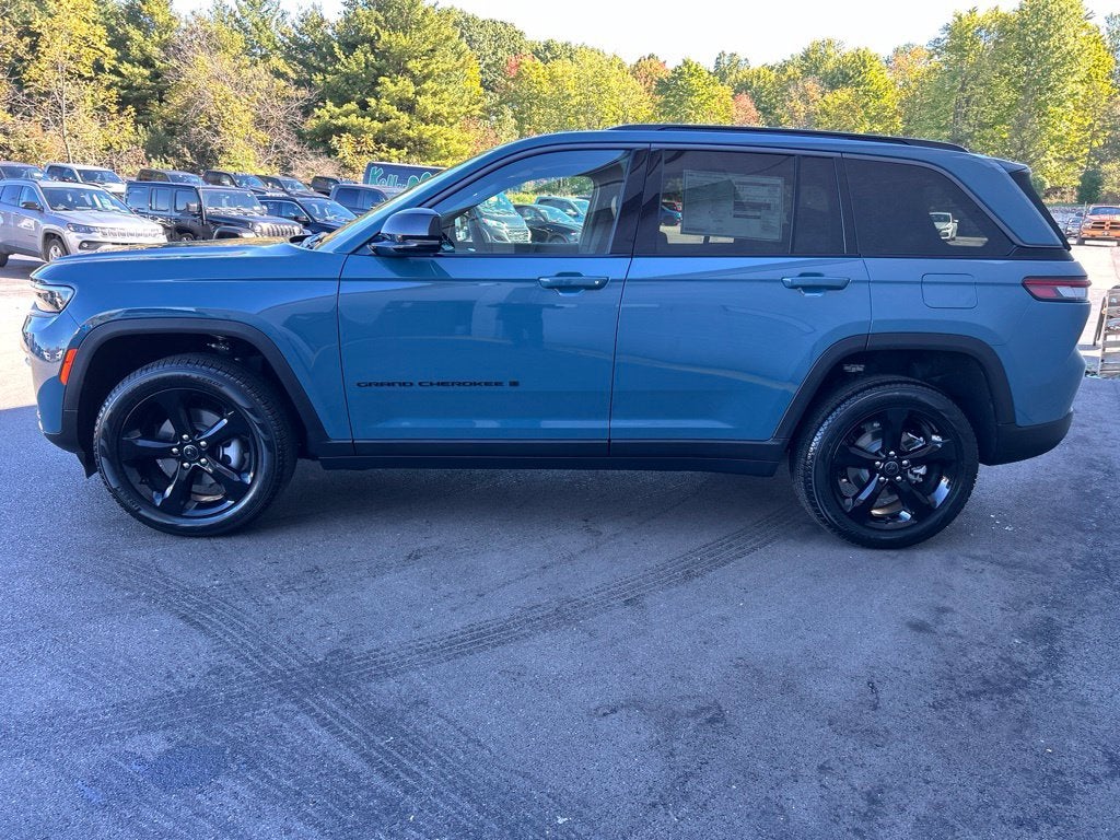 2027 Jeep Grand Cherokee GRAND CHEROKEE LIMITED 4X4